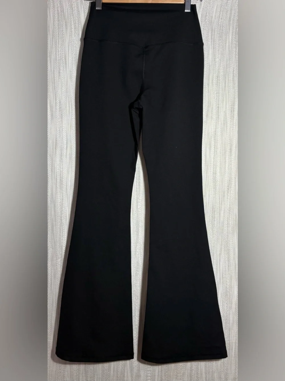 Yogalicious Black Flared Yoga Pants - Picture 2 of 3